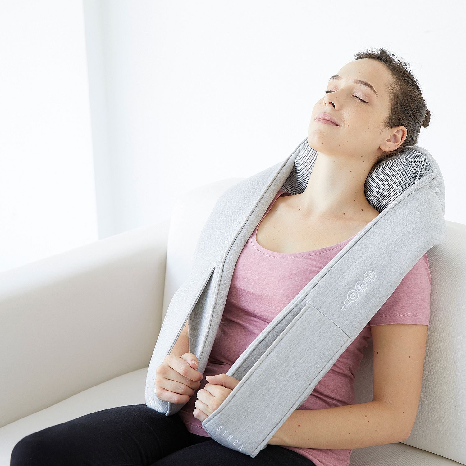 113315-Synca-QuZy-schouder--nek-massage-apparaat-afbeelding-3