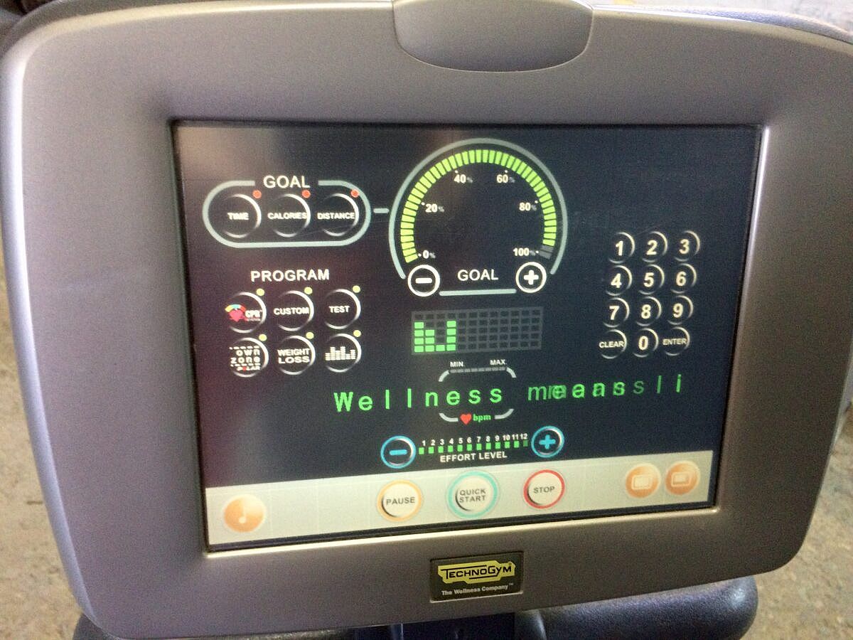 95862-Technogym-bike-700-TV-gebruikt-afbeelding-2