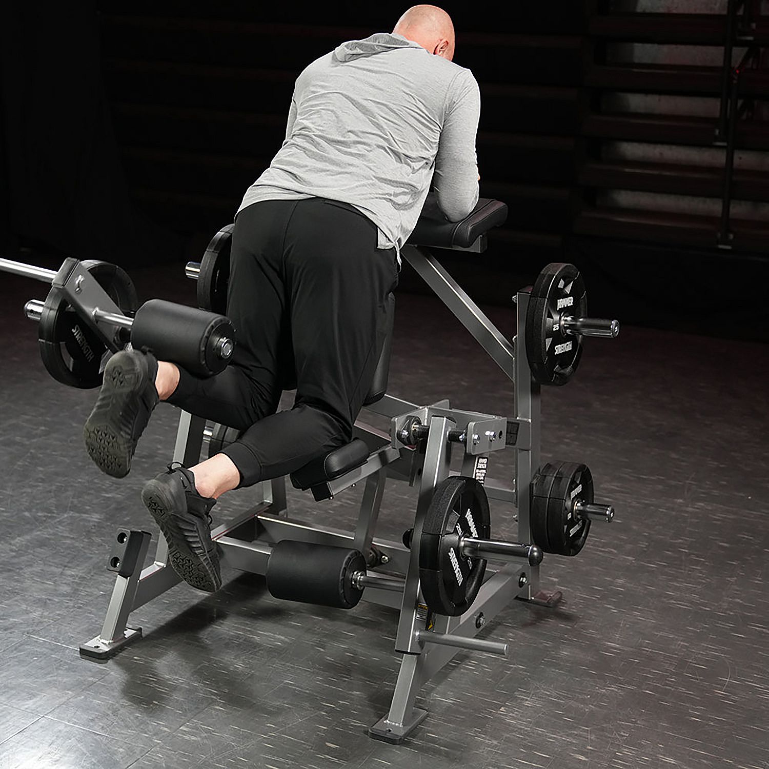 145880-Hammer-Strength-Plate-Loaded-Iso-Lateral-Kneeling-Leg-Curl-afbeelding-4