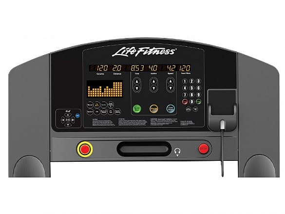 8008-Life-Fitness-CST-club-series-loopband-gebruikt-afbeelding-2