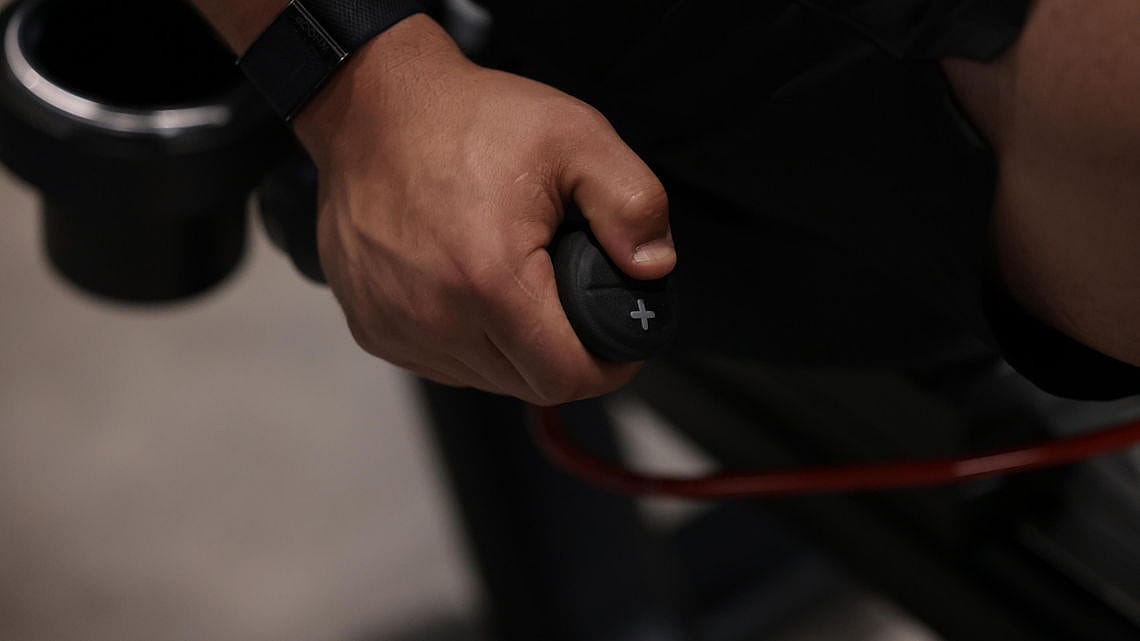 95435-Life-Fitness-ligfiets-Integrity-Lifecycle-SE4-16-inch-console-zwart-afbeelding-5