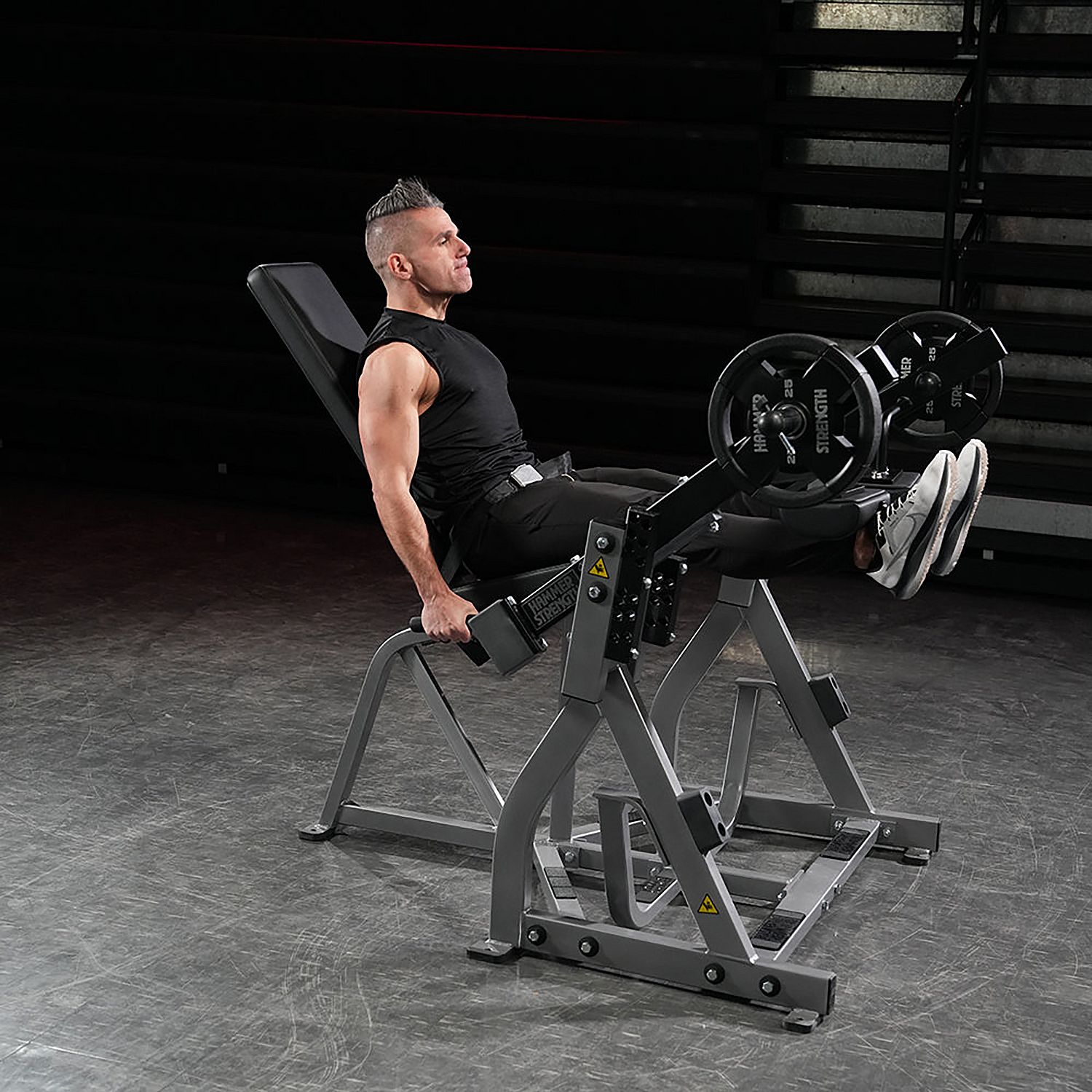 145882-Hammer-Strength-Iso-Lateral-Leg-Extension-afbeelding-2