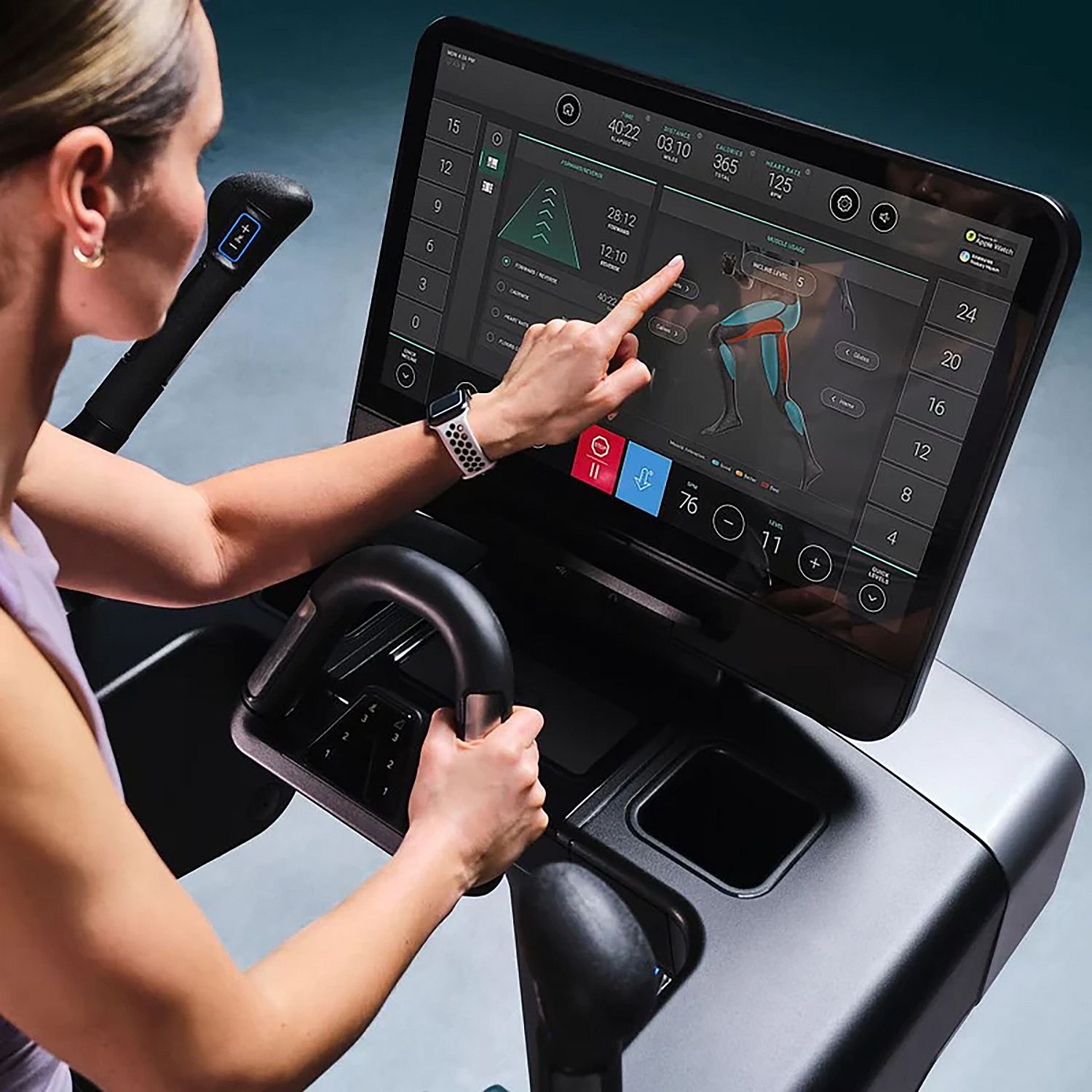145912-Life-Fitness-Symbio-Incline-Elliptical-afbeelding-3