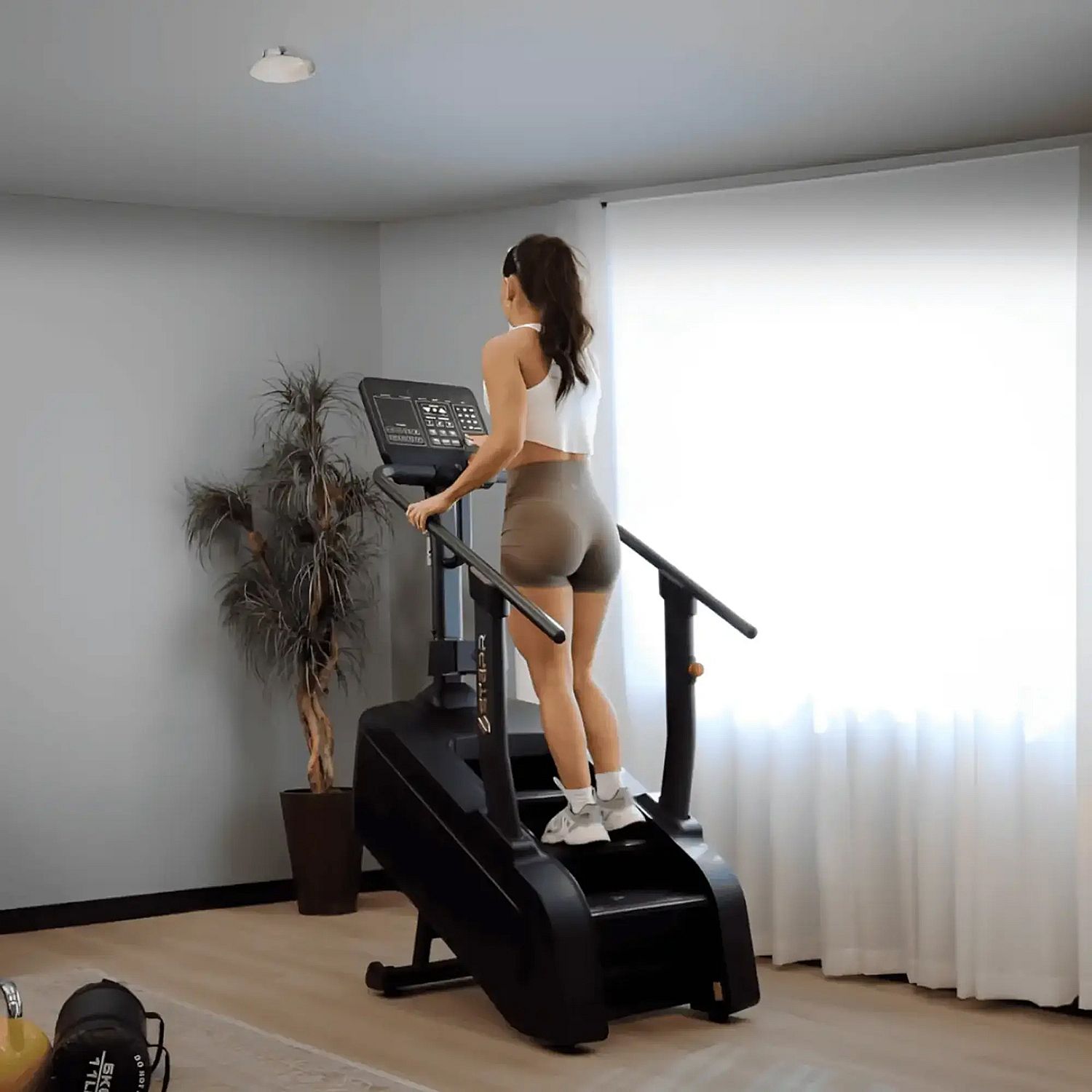 145700-STEPR-GO-Stair-Climber-LED-Screen-afbeelding-9