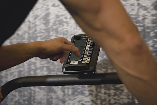 80380-Toorx-Loopband-Race-cross-HIIT-curved-afbeelding-3