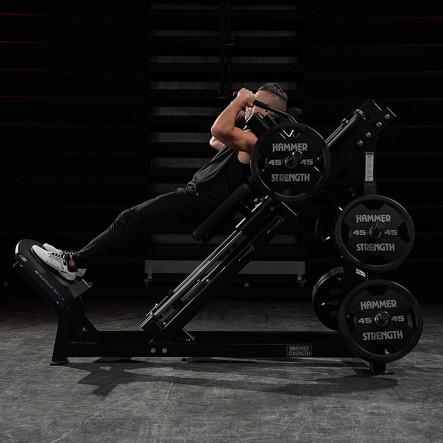 145895-Hammer-Strength-Plate-Loaded-Hack-Squat-afbeelding-3