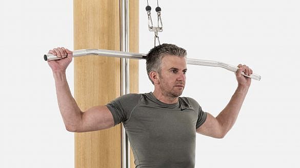61064-NOHrD-SlimBeam-lat-pulley-stang-afbeelding-3