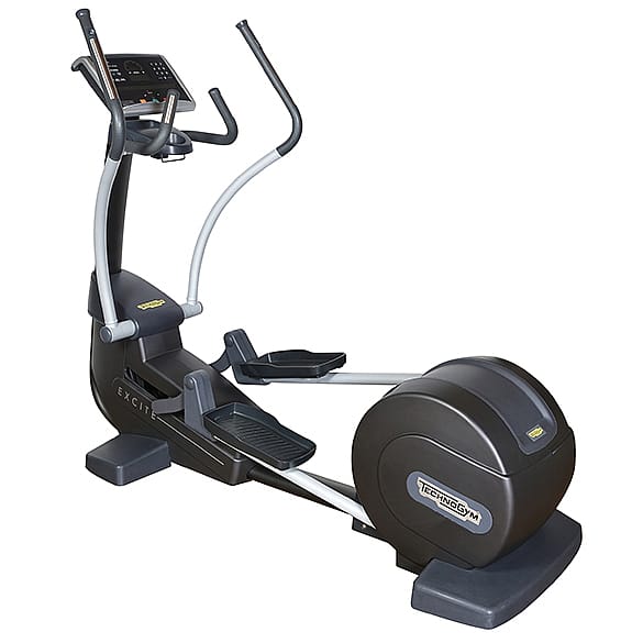107878-Technogym-crosstrainer-Synchro-Excite-700i-zwart-gebruikt-afbeelding-1