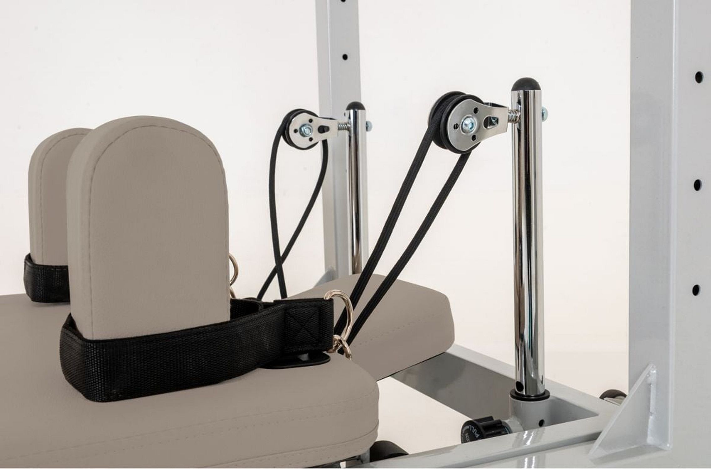 145833-Liveness-Pilates-Tower-met-mat-voor-PTX-300MS-Sand-afbeelding-10