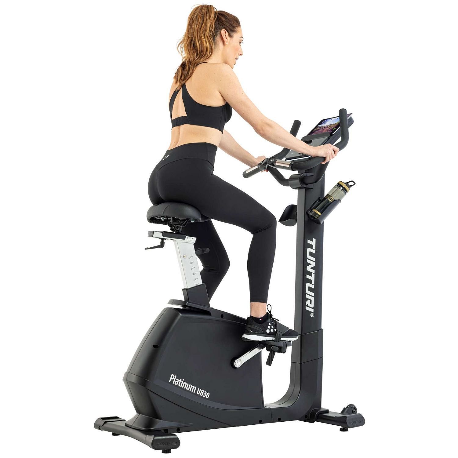 100107-Tunturi-Platium-UB30-Upright-Bike-hometrainer-afbeelding-4