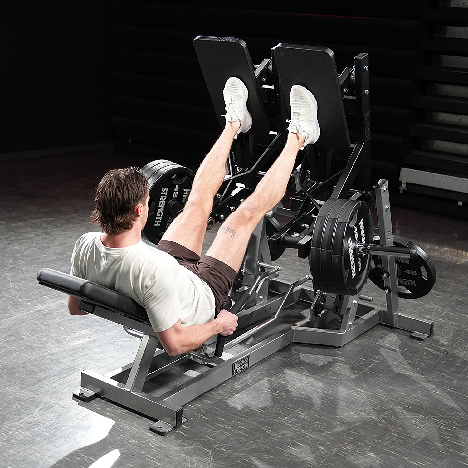 145903-Hammer-Strength-Plate-Loaded-Super-Squat-Press-afbeelding-3