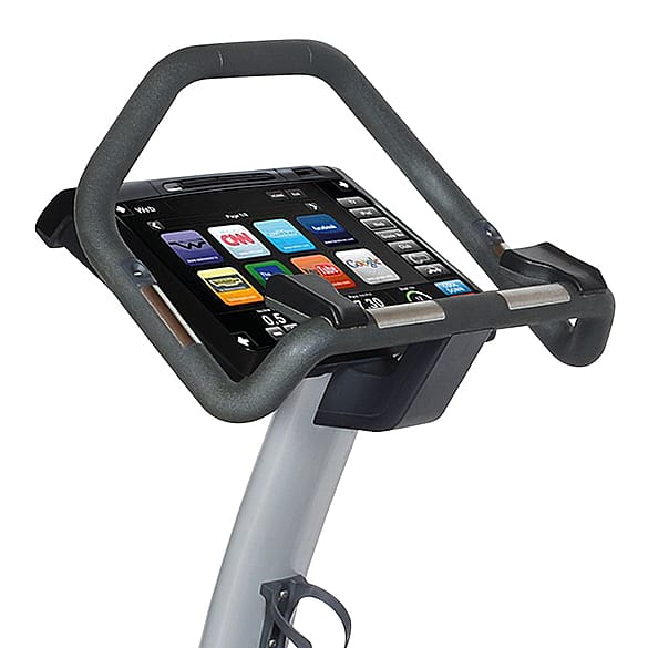 107777-Technogym-hometrainer-Bike-Excite-700-Visioweb-zilver-gebruikt-afbeelding-3