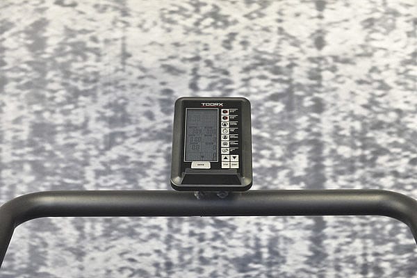 80380-Toorx-Loopband-Race-cross-HIIT-curved-afbeelding-2