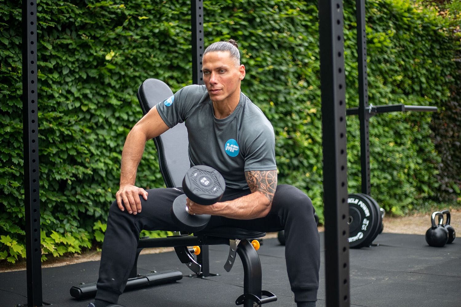 102752-Muscle-Power-ronde-rubber-Dumbbells-12-kg-afbeelding-4