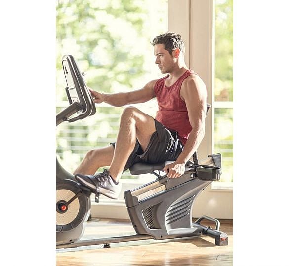 40402-Schwinn-570R-Ligfiets--Ride-social-afbeelding-6