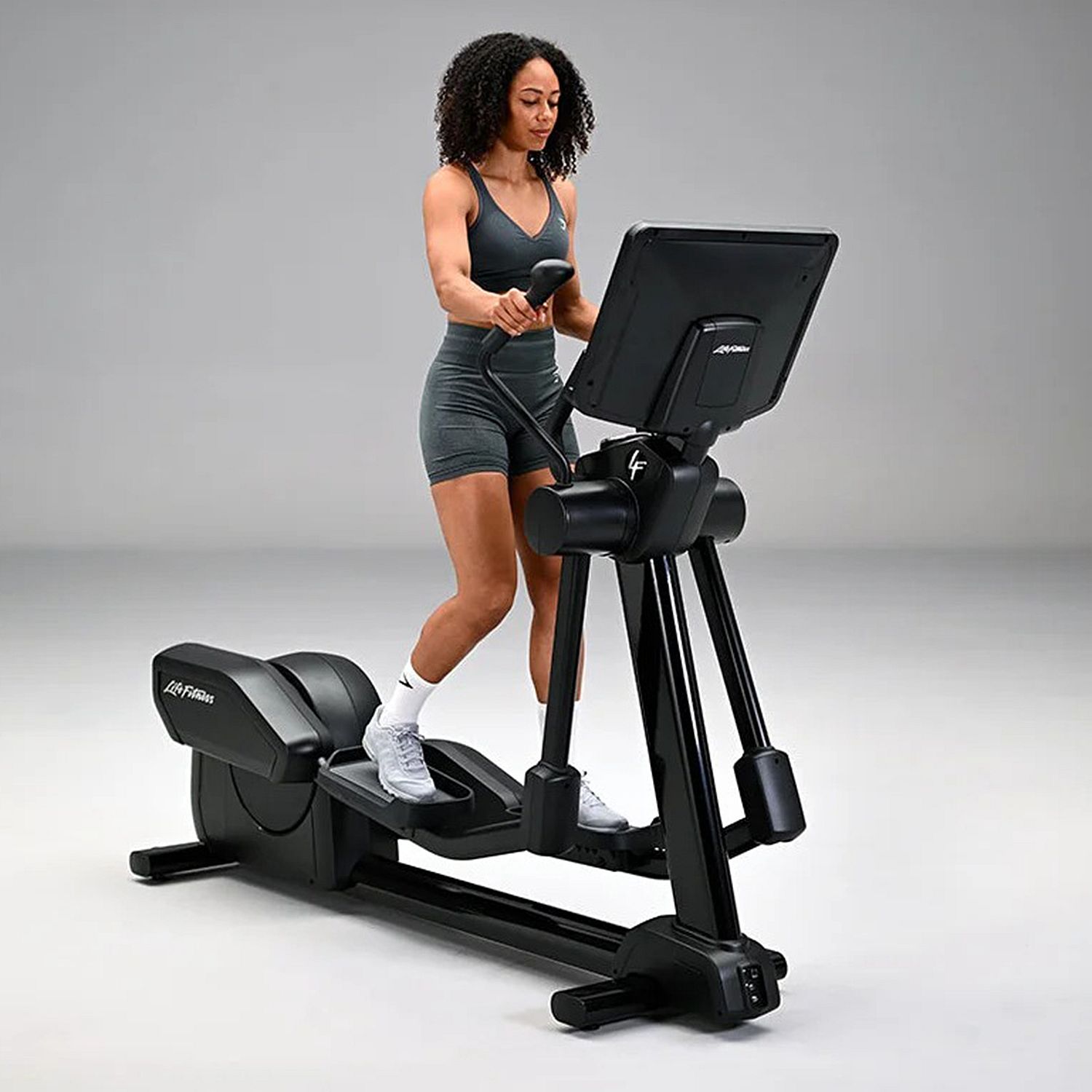 116620-Life-Fitness-crosstrainer-Club-Series-SE-24-inch-afbeelding-2