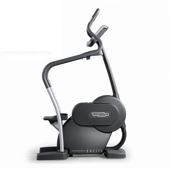 107854-Technogym-stepper-Step-Excite-700-Visioweb-zwart-gebruikt-afbeelding-1