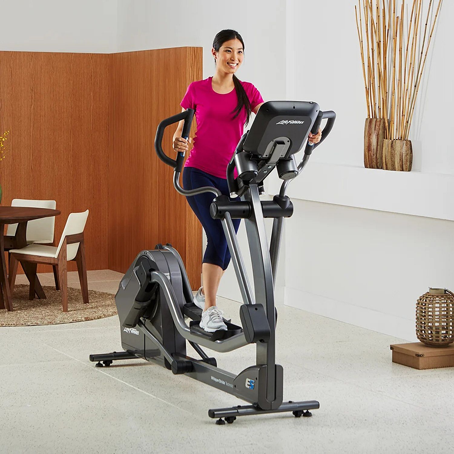 69507-Life-Fitness-crosstrainer-E5-Go-console-afbeelding-5