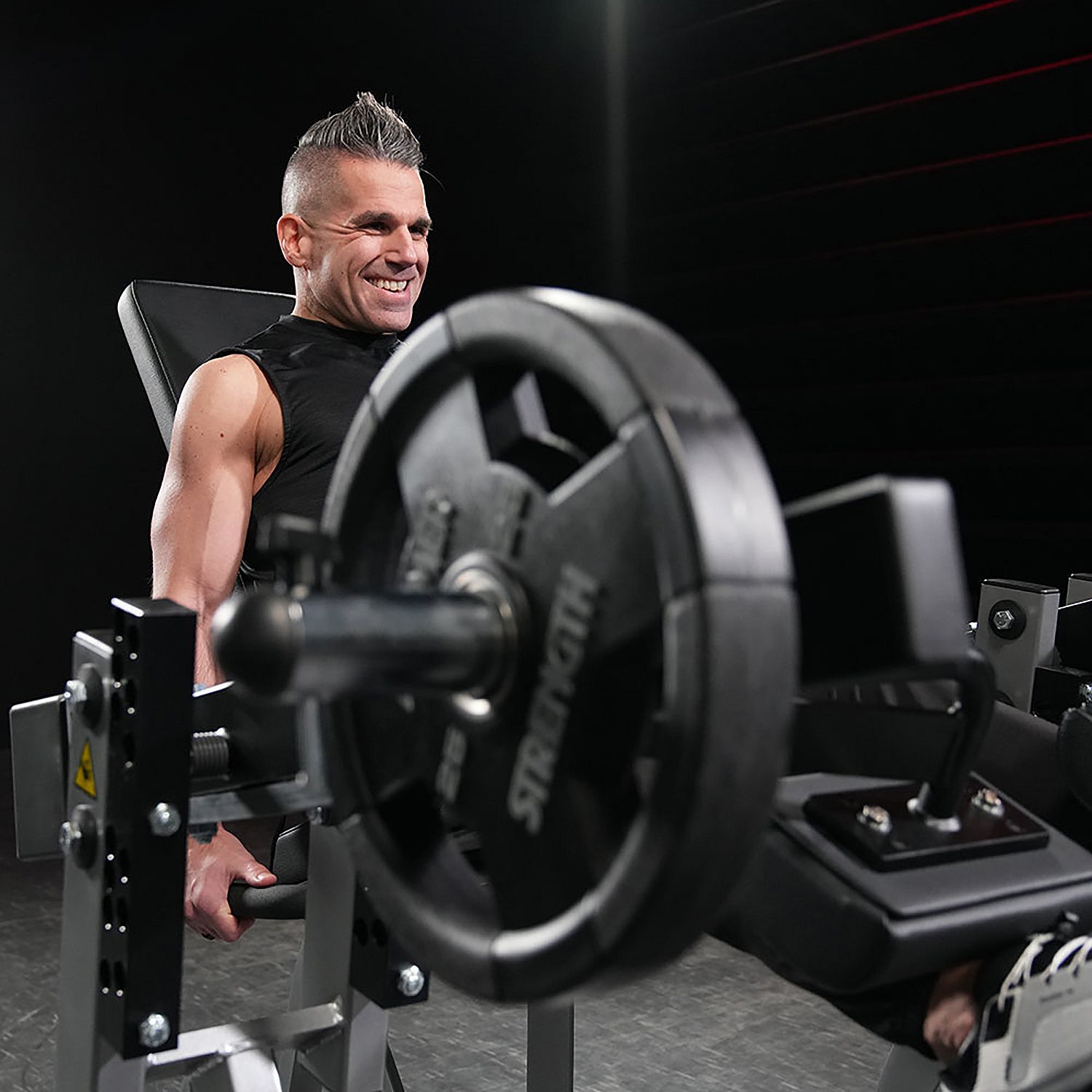 145882-Hammer-Strength-Iso-Lateral-Leg-Extension-afbeelding-5
