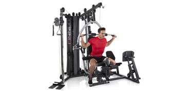 Lat pulldown stations