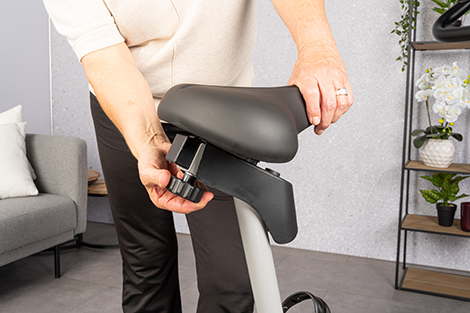 hometrainer-zadel-zitdiepte-verstellen.jpg