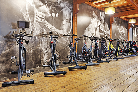 spinningfietsen-in-showroom-2.jpg